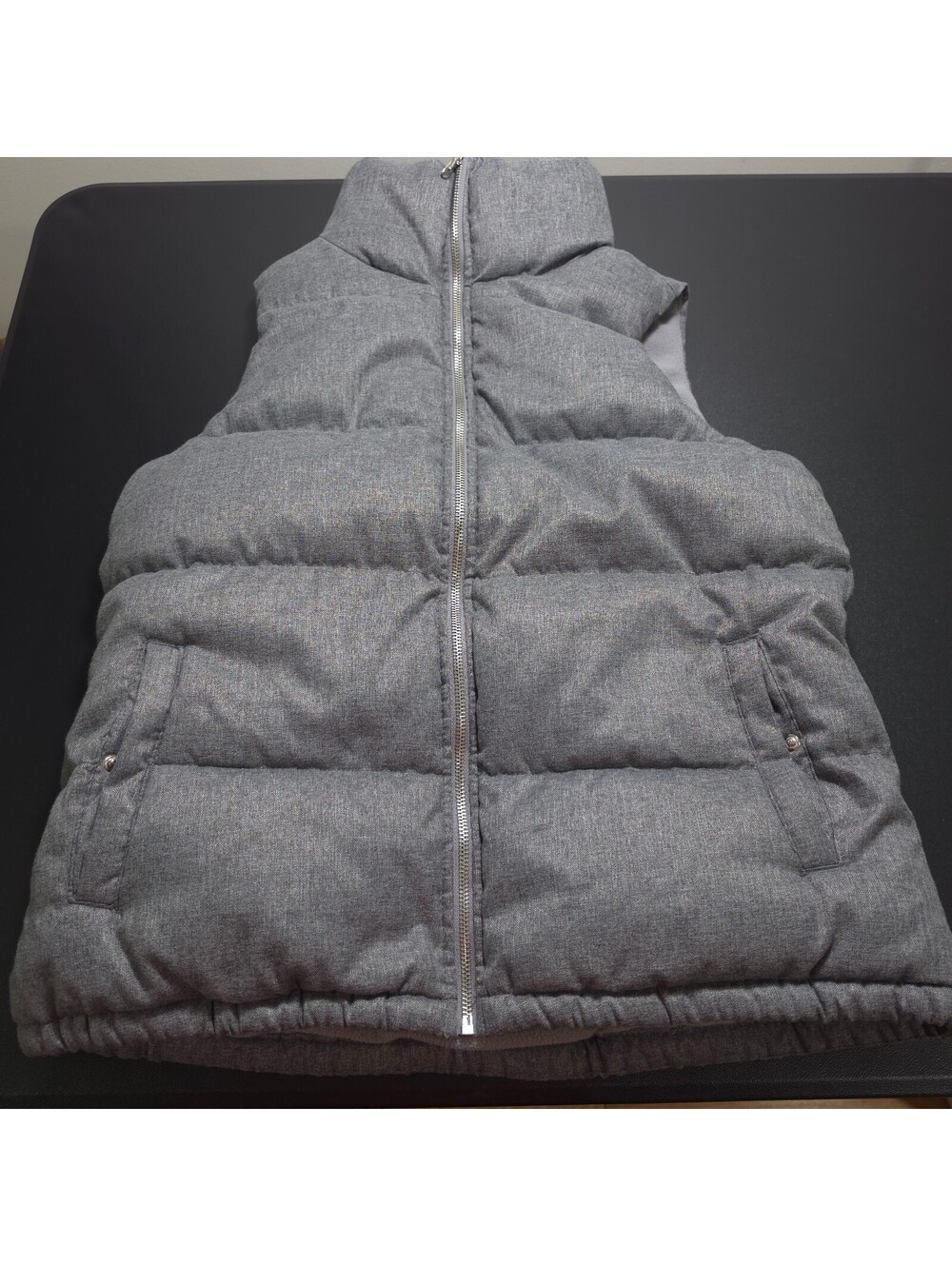 Old Navy Heather Grey Textured Fleece Vest Size M